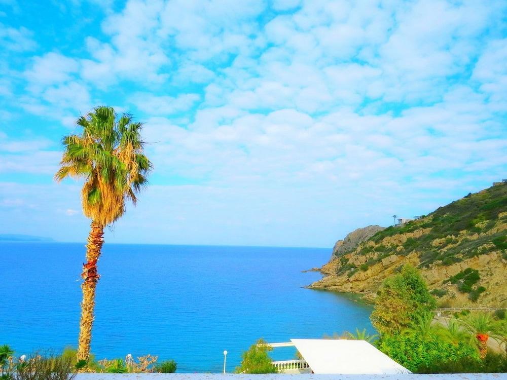 Istron Bay Hotel Esterno foto