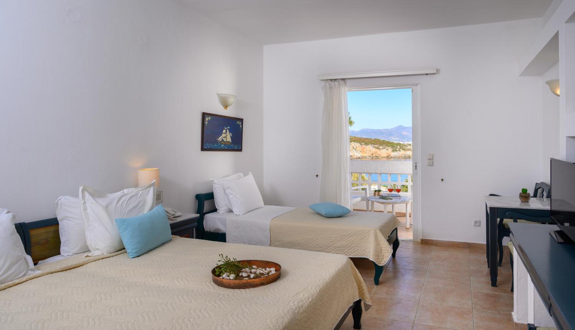Istron Bay Hotel Esterno foto