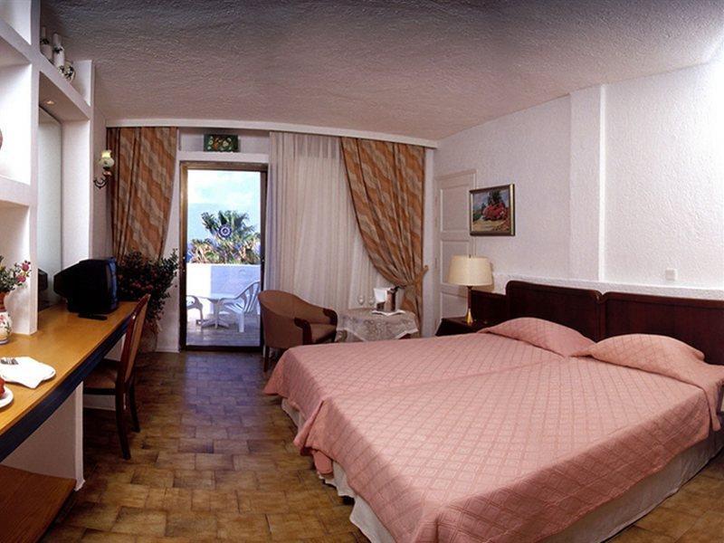 Istron Bay Hotel Esterno foto